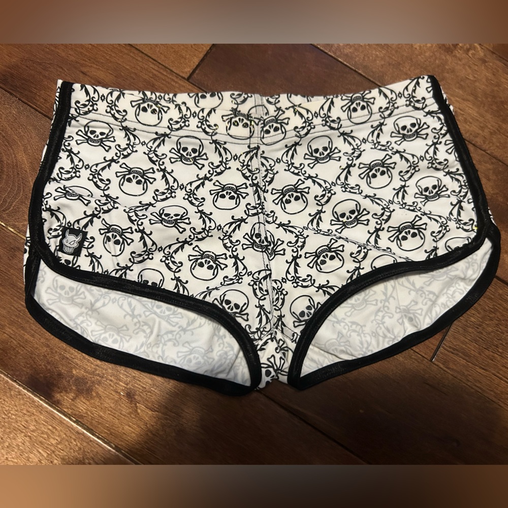 🔥 3 for $25🔥 Monster Muffin Booty Shorts